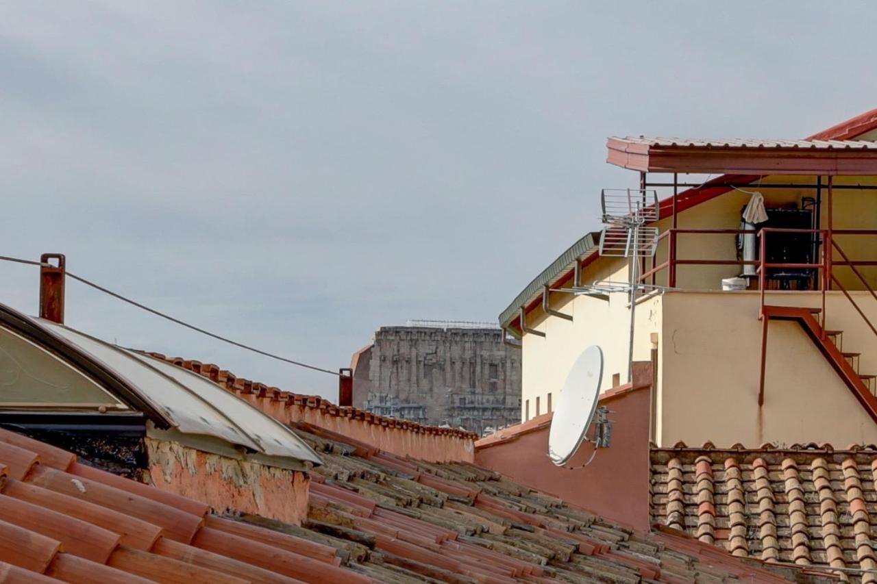 Colosseo Apt Laterano 85 - Home And More Rome Exterior photo