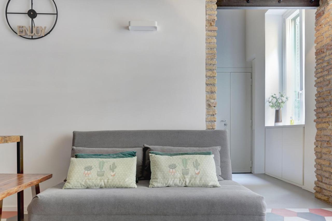 Colosseo Apt Laterano 85 - Home And More Rome Exterior photo